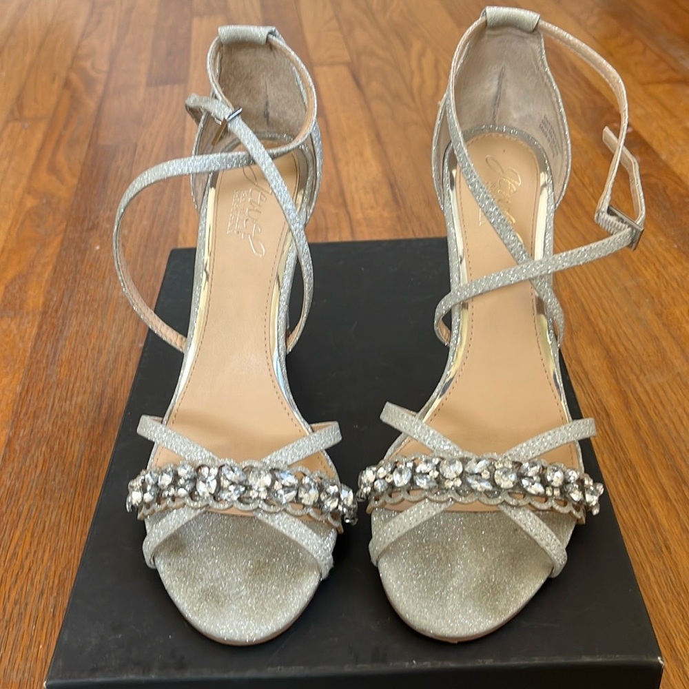 Jewel Badgley Mischka 4 inch Heels